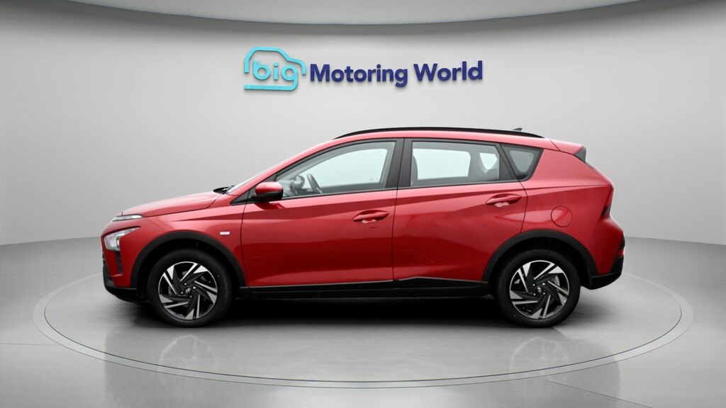 Hyundai Bayon Se Connect YT23MHJ Red #4