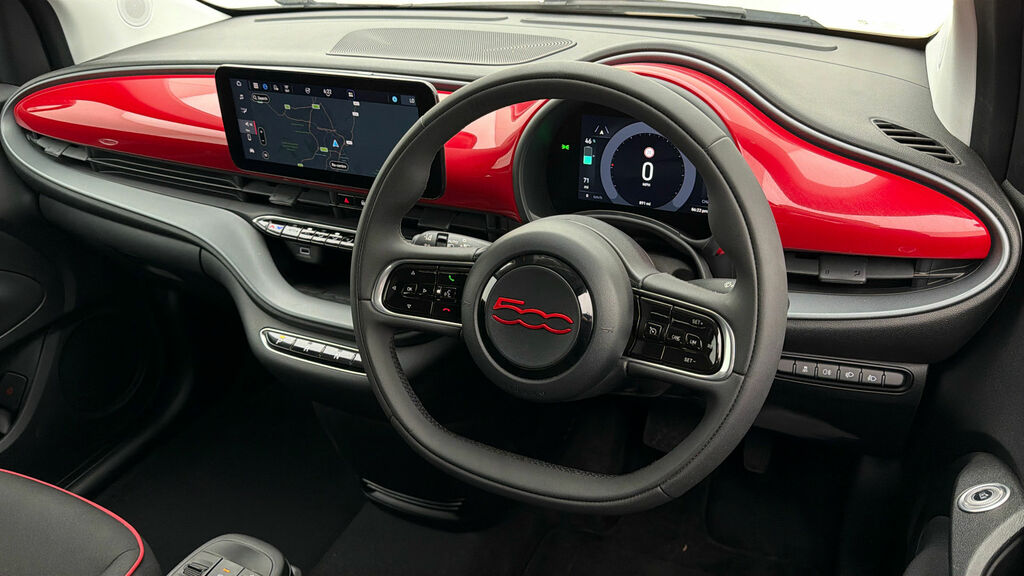 Fiat 500E C C 500 87Kw Red #9