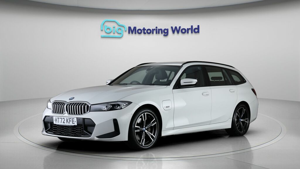BMW 3 Series M Sport HT72KFE White #3