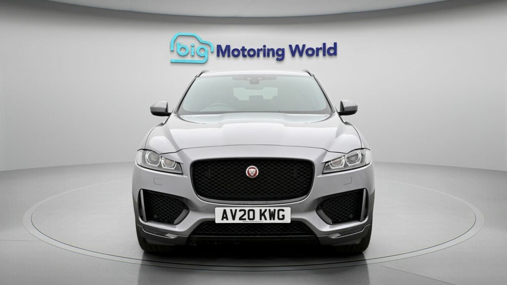 Jaguar F-Pace Chequered Flag AV20KWG Grey #2