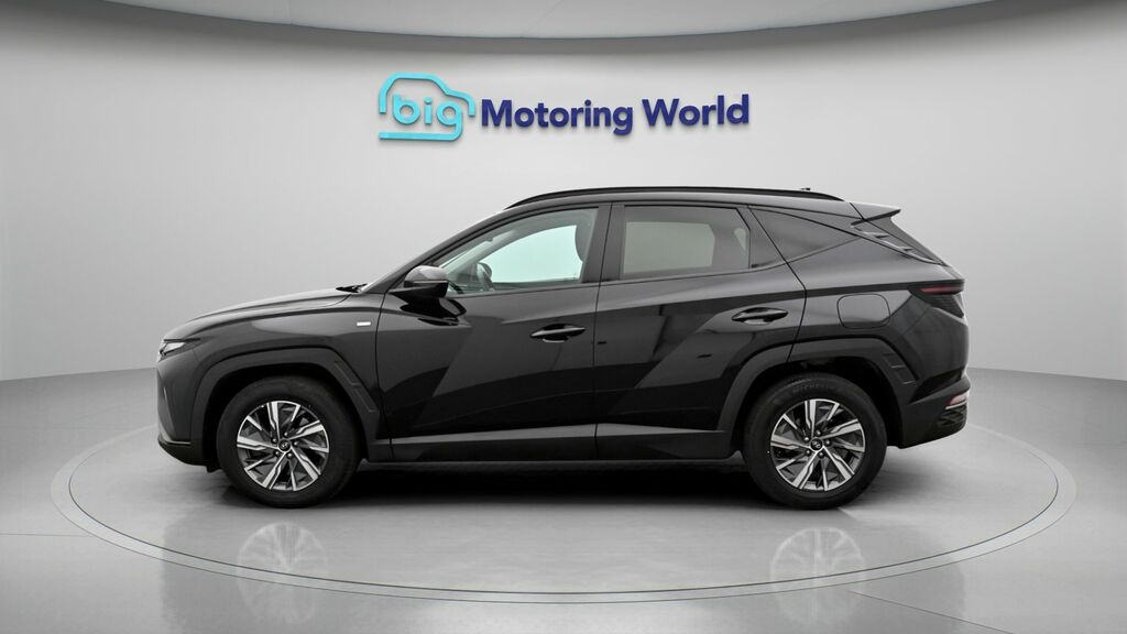 Nissan Qashqai Tekna Black #4