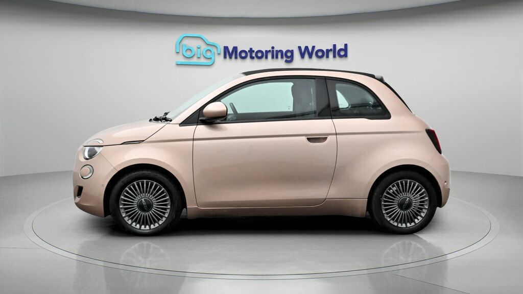 Fiat 500E C Icon Gold #4