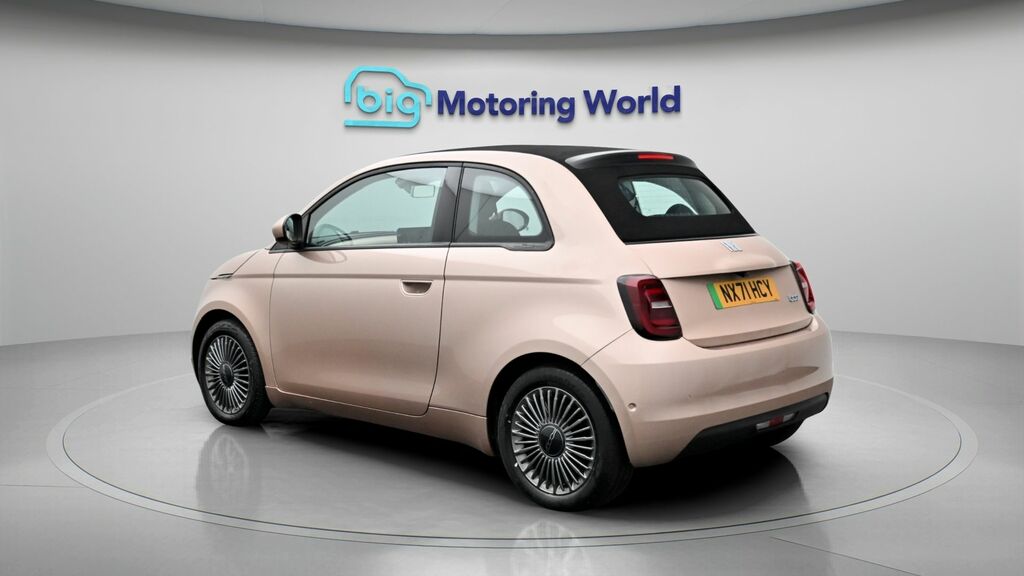 Fiat 500E C Icon Gold #5