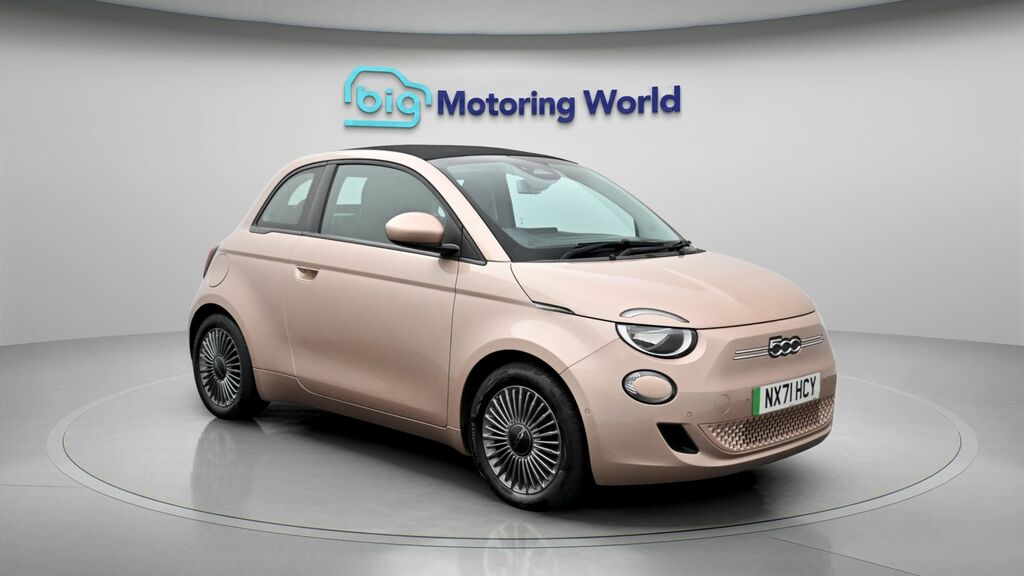 Fiat 500E C Icon Gold