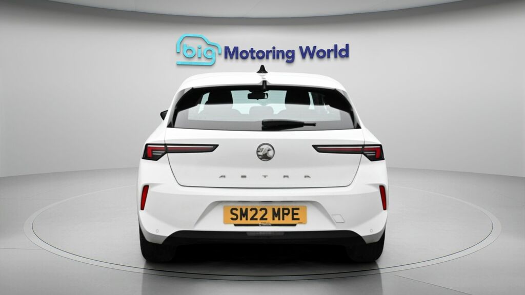 Vauxhall Astra Design White #6