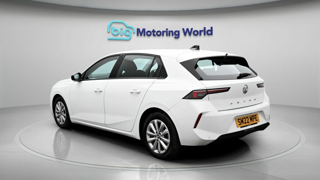 Vauxhall Astra Design White #5