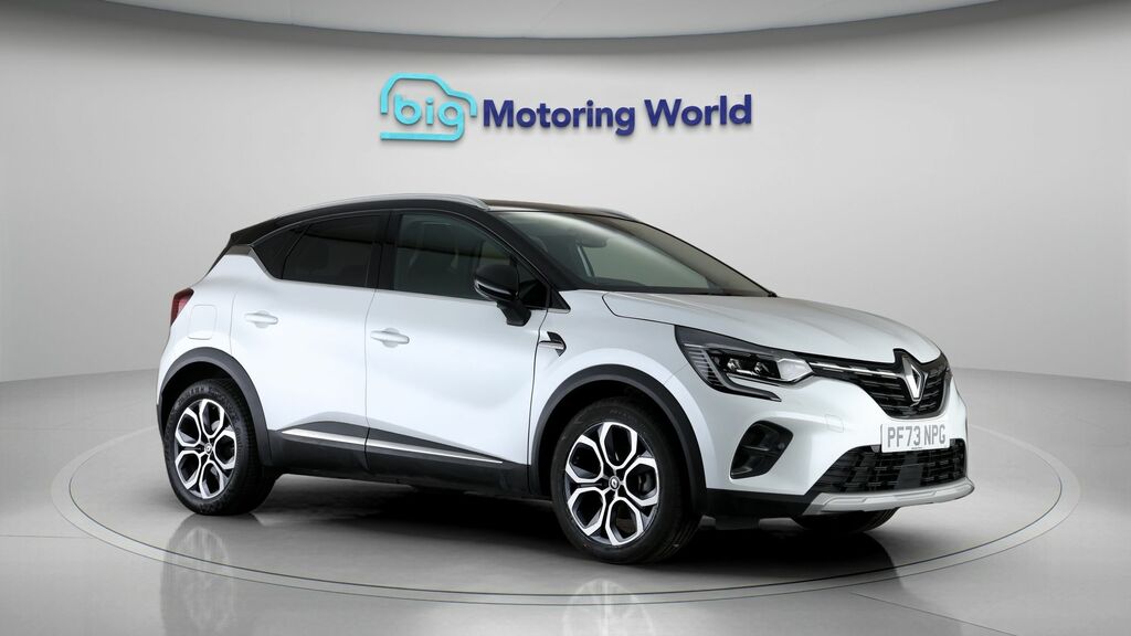 Renault Captur Techno White