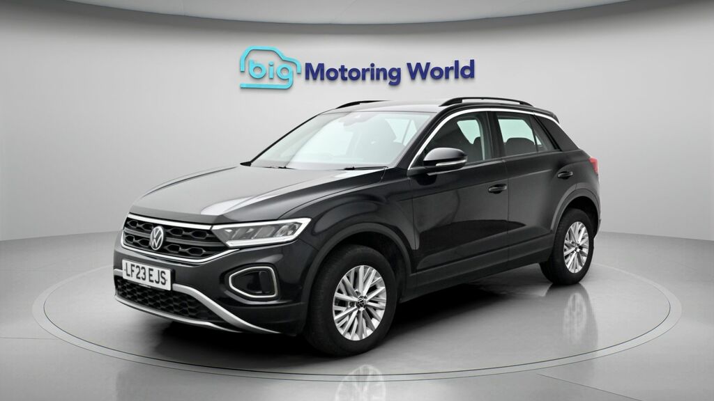 Volkswagen T-Roc Life Black #3