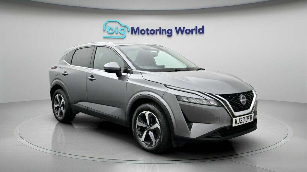 Nissan Qashqai N-connecta Grey