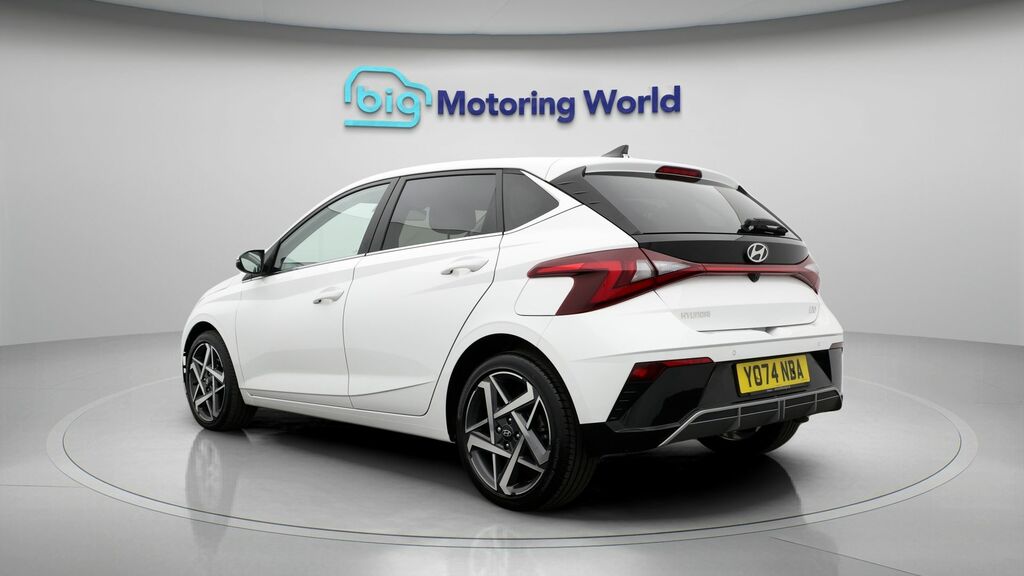 Hyundai I20 Premium White #5
