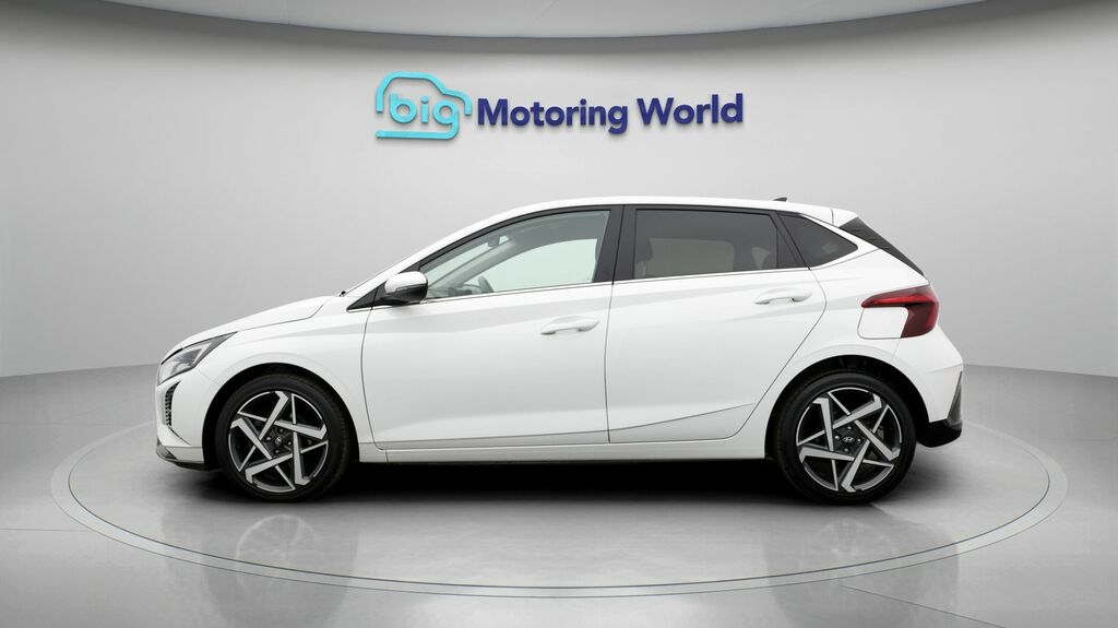 Hyundai I20 Premium White #4