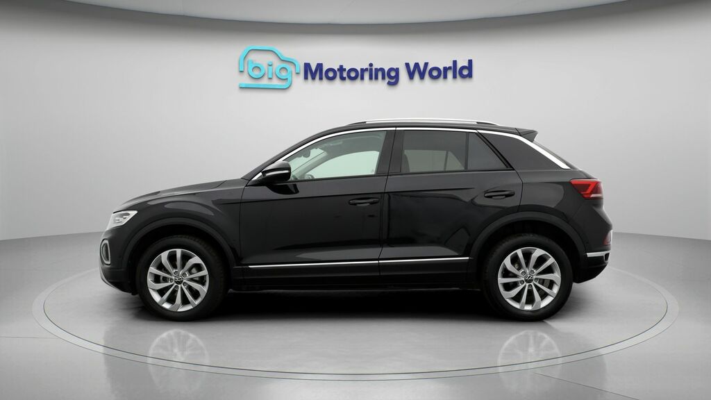 Volkswagen T-Roc Style Black #4