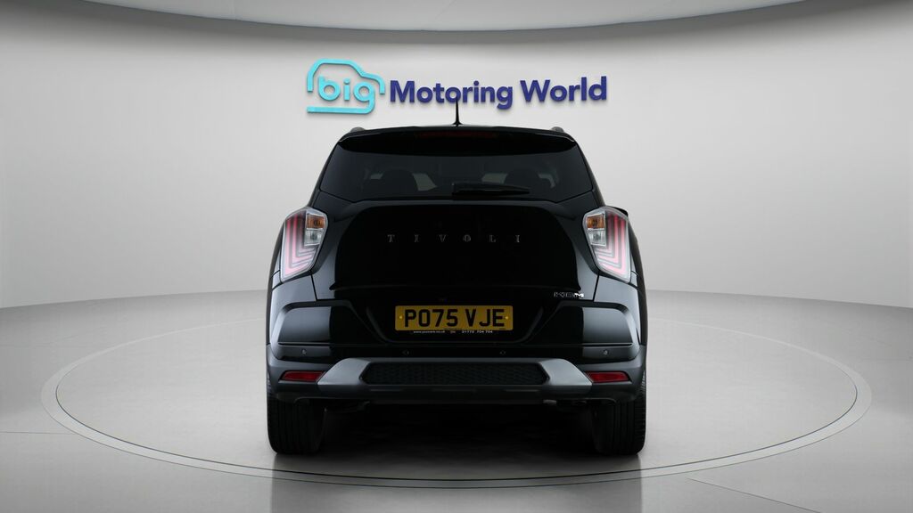SsangYong Tivoli K40 Black #6