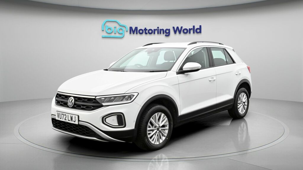 Volkswagen T-Roc Life VU72LWJ White #3