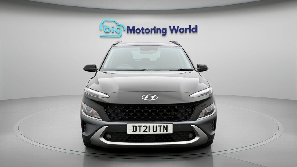Hyundai Kona Premium Black #2