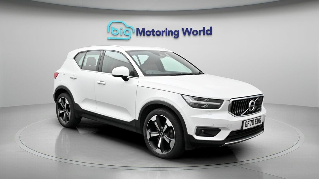 Volvo XC40 Inscription Pro White