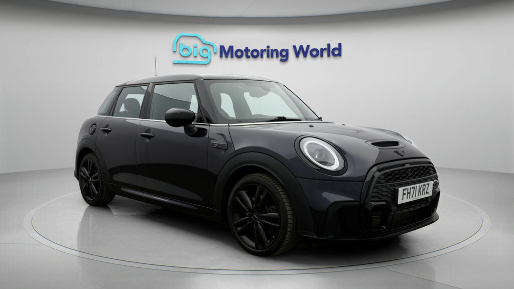 Mini Hatch Cooper S Sport Blue