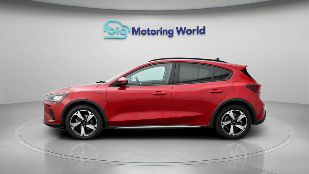 Ford Focus Active BD23LMK Red #4