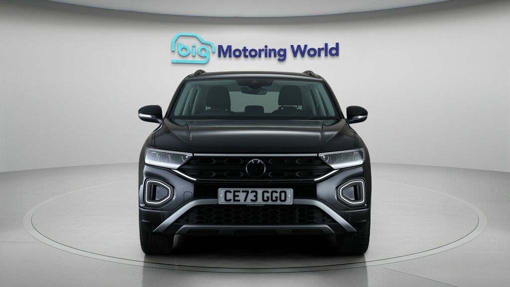 Volkswagen T-Roc Life CE73GGO Black #2