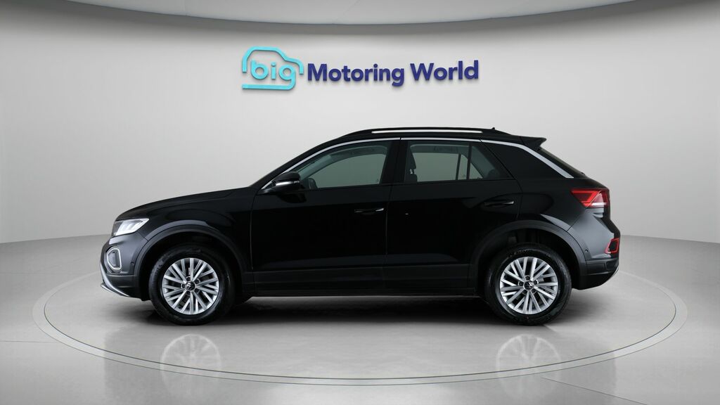 Volkswagen T-Roc Life CE73GGO Black #4