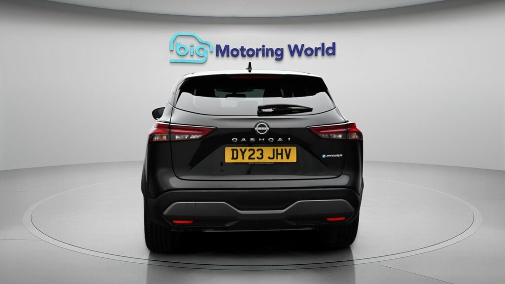 Nissan Qashqai N-connecta DY23JHV Black #6