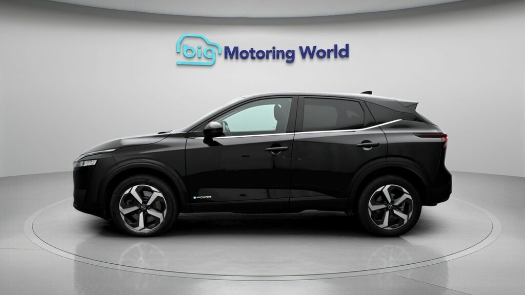 Nissan Qashqai N-connecta DY23JHV Black #4