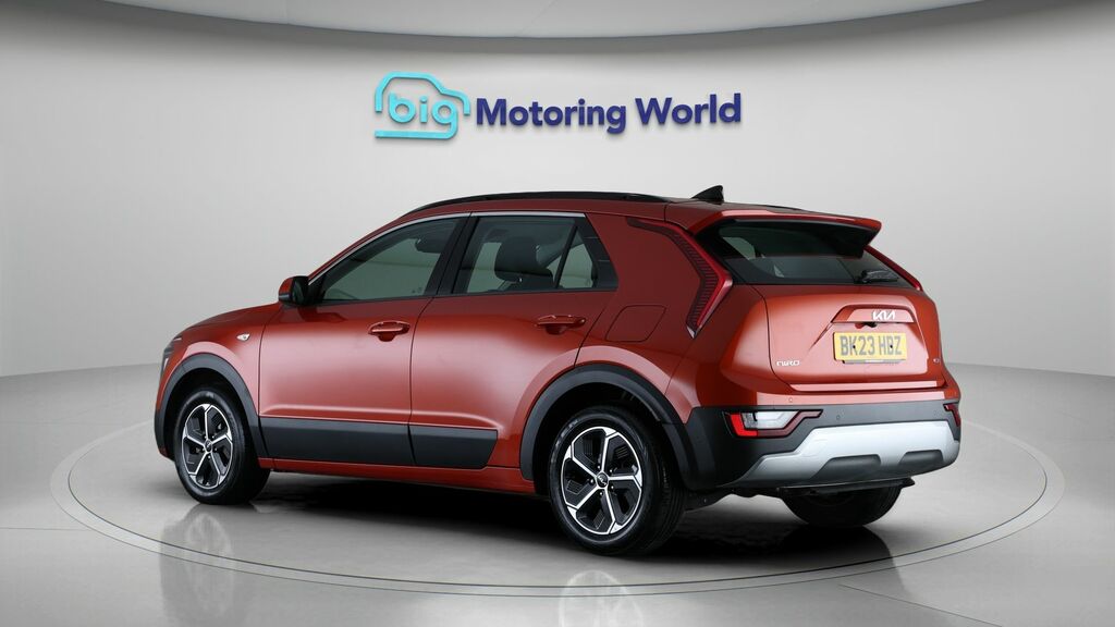 Kia Niro 2 BK23HBZ Orange #5