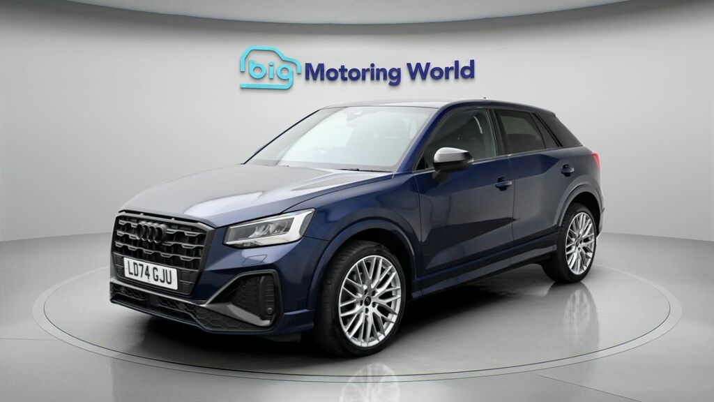 Audi Q2 Black Edition LD74GJU Blue #3