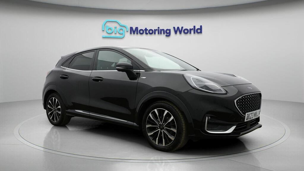 Ford Puma St-line Vignale Black