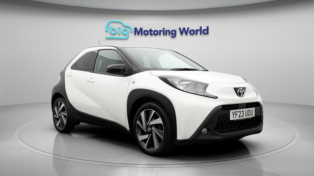 Toyota Aygo X Edge White