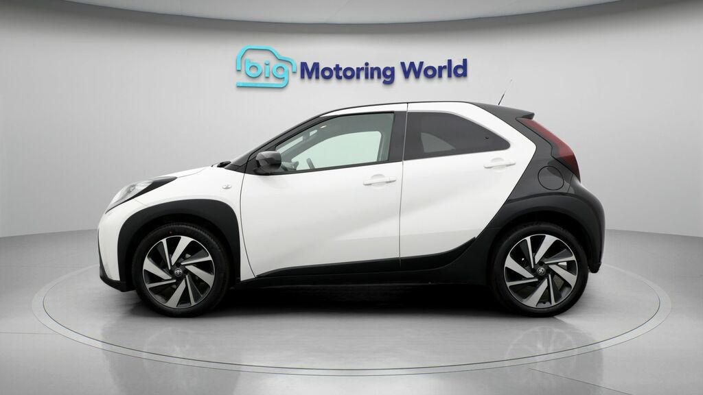 Toyota Aygo X Edge YF23UOU White #4