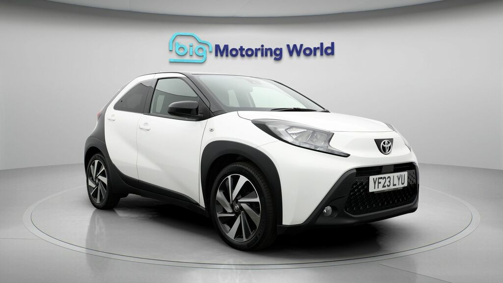 Toyota Aygo X Edge White