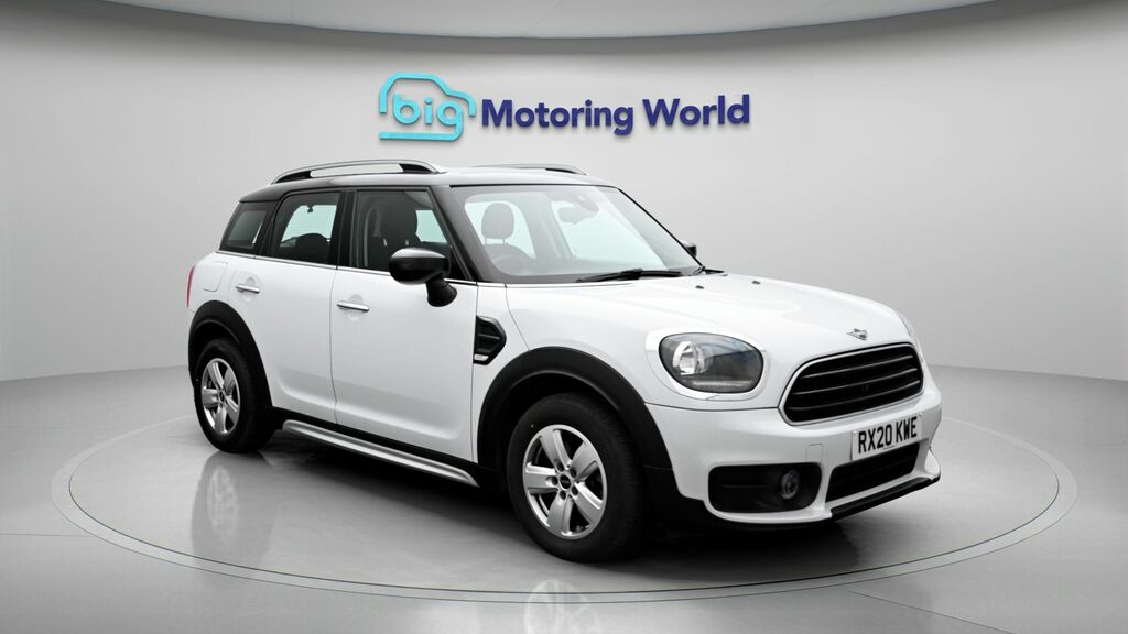 Mini Countryman Cooper Classic White