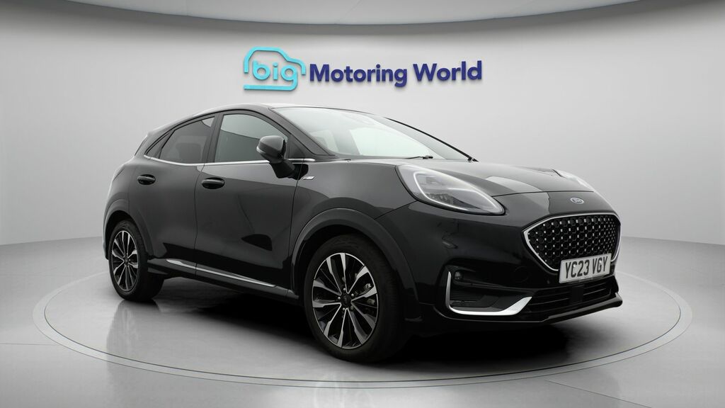 Ford Puma St-line Vignale Black