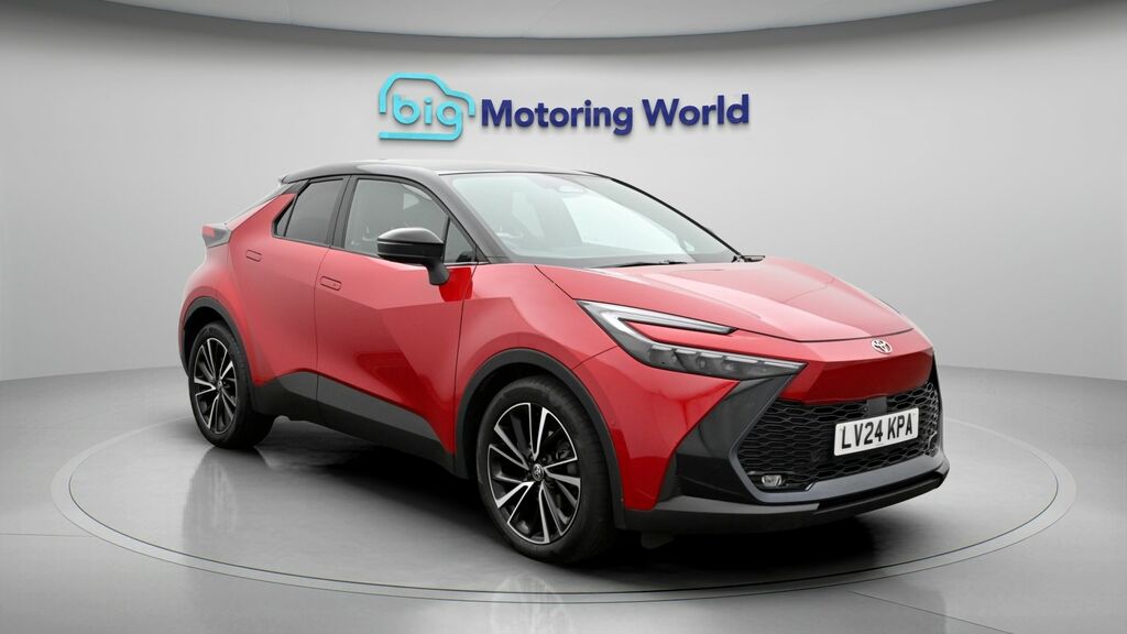 Toyota C-Hr Excel Red