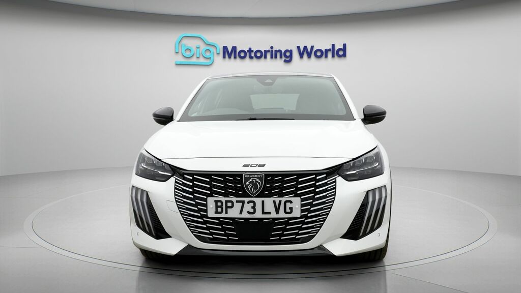 Peugeot 208 Gt White #2