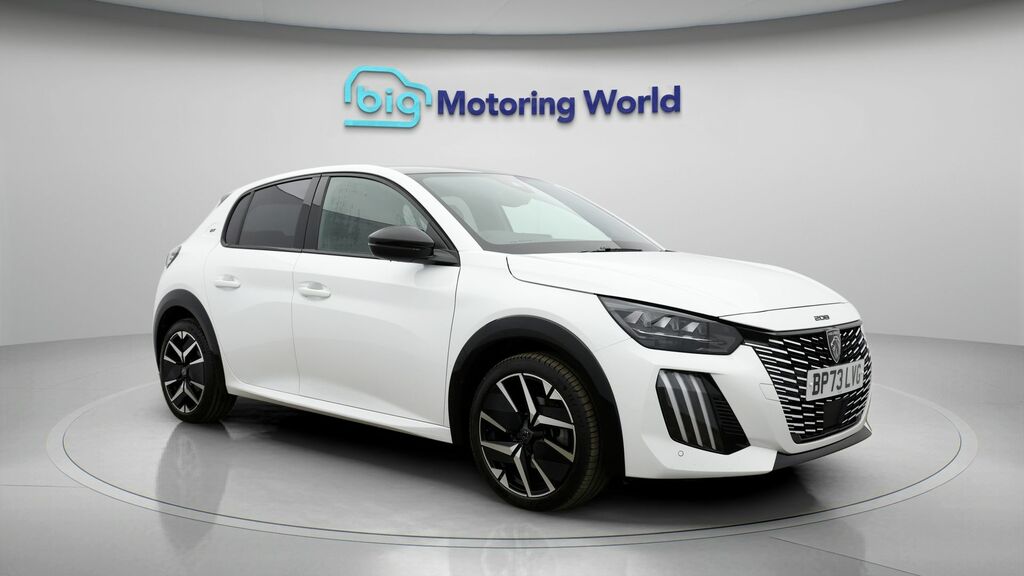 Peugeot 208 Gt White