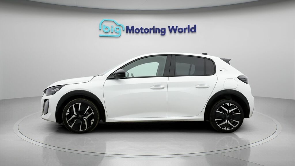 Peugeot 208 Gt White #4