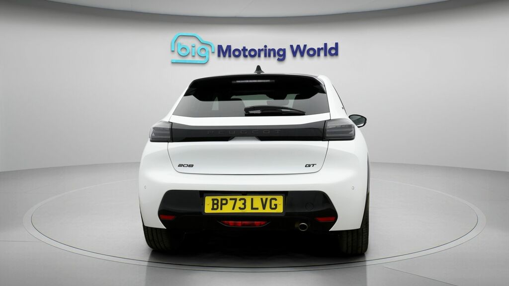 Peugeot 208 Gt White #6