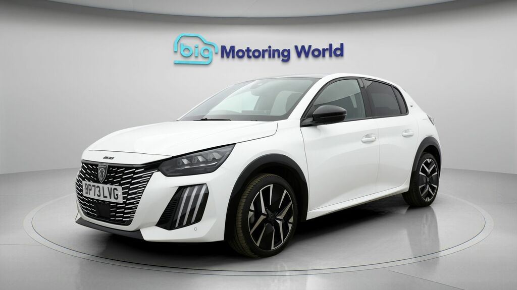 Peugeot 208 Gt White #3