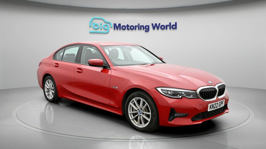 BMW 3 Series Se Pro Red