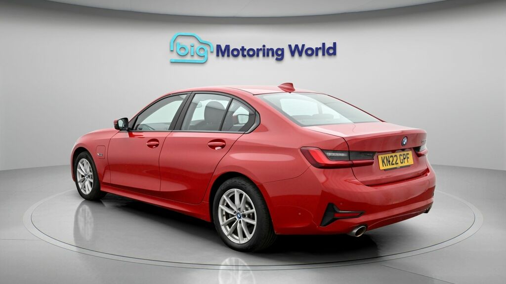 BMW 3 Series Se Pro KN22GPF Red #5