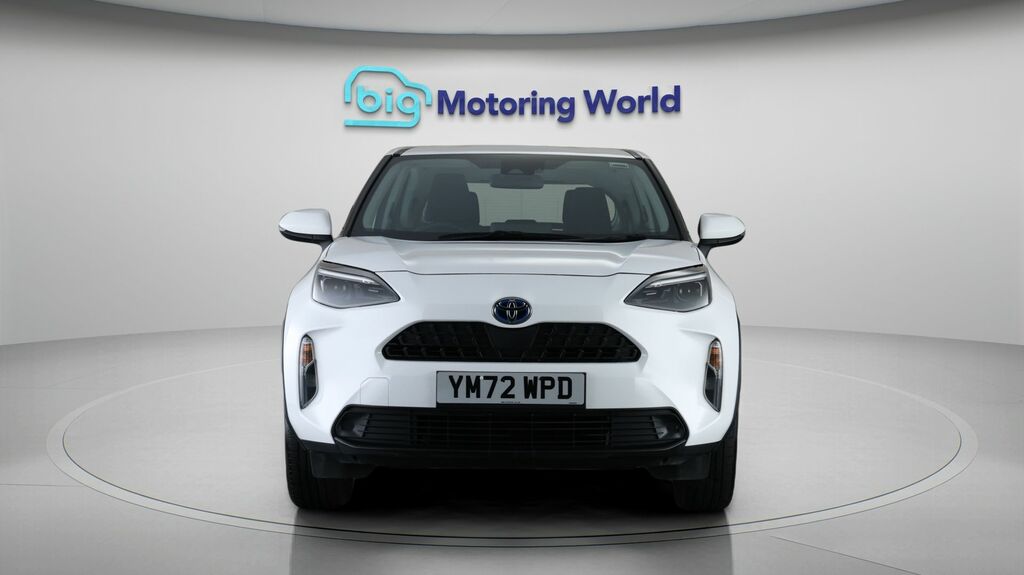 Toyota Yaris Cross Icon YM72WPD White #2