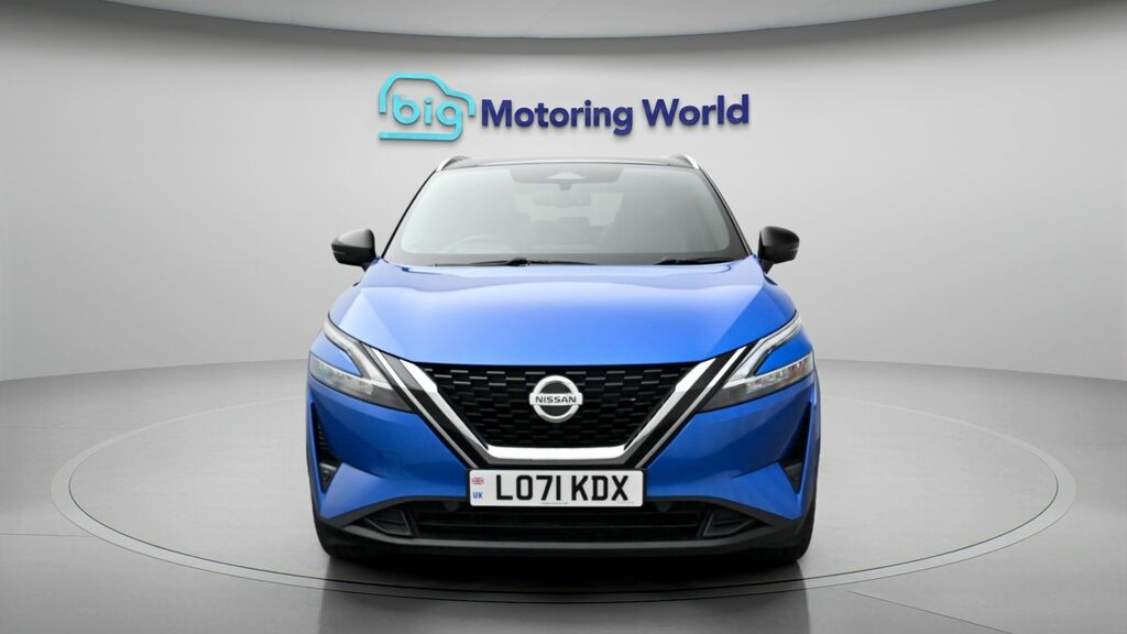 Nissan Qashqai Tekna LO71KDX Blue #2