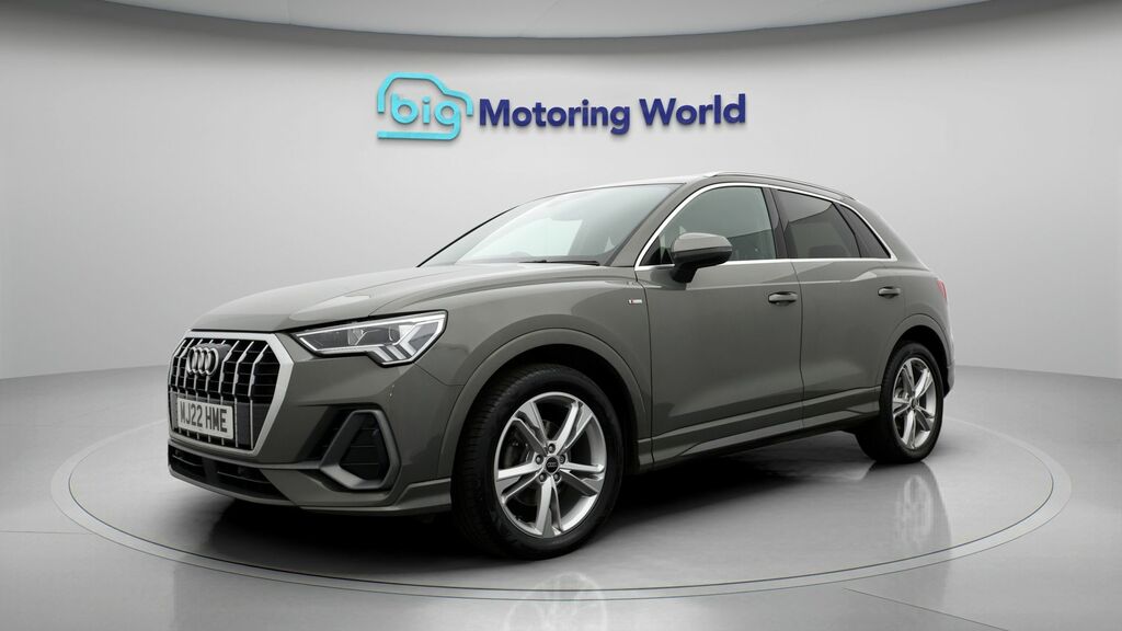 Audi Q3 S Line MJ22HME Grey #3