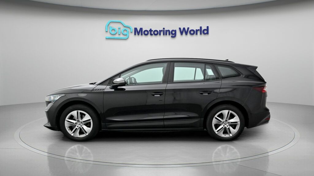 Skoda ENYAQ 60 Black #4