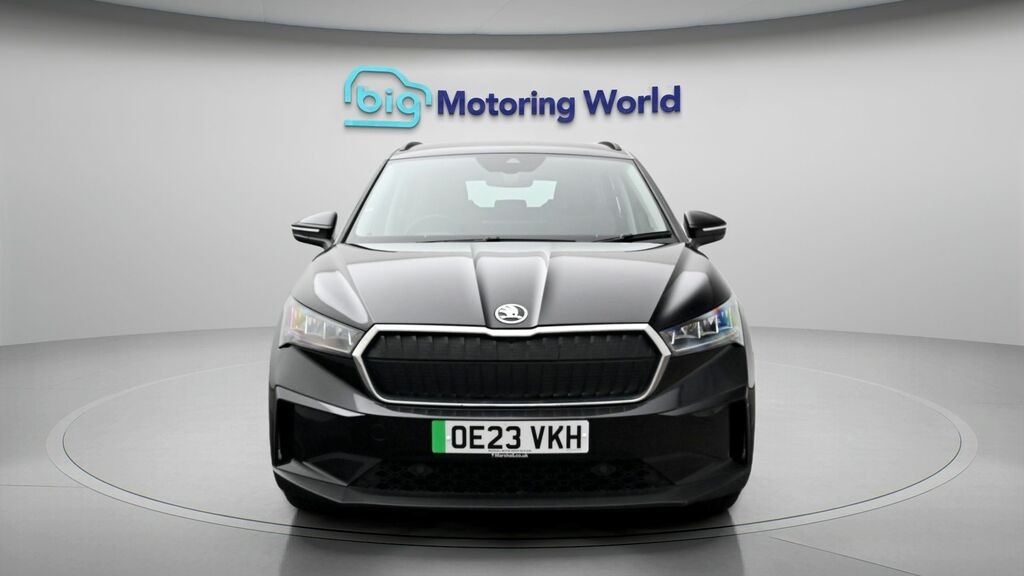 Skoda ENYAQ 60 Black #2