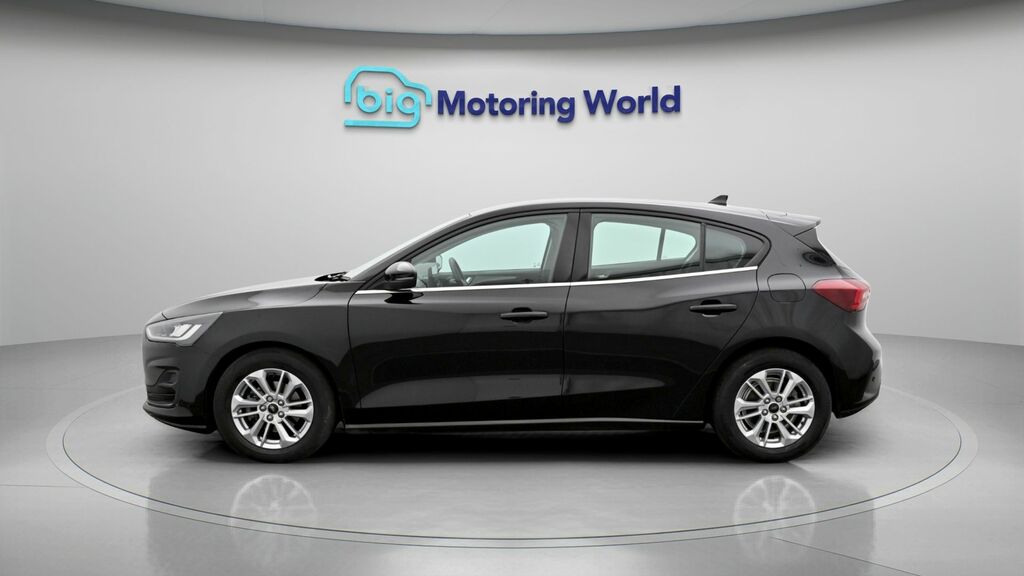 Ford Focus Titanium Black #4
