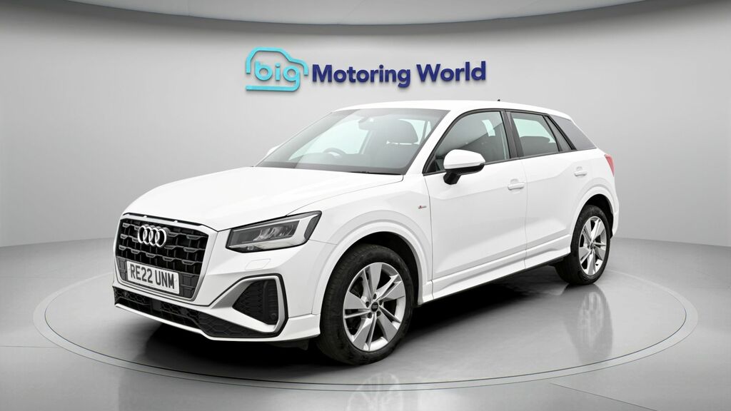 Audi Q2 S Line RE22UNM White #3