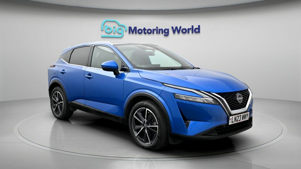 Nissan Qashqai Tekna Blue